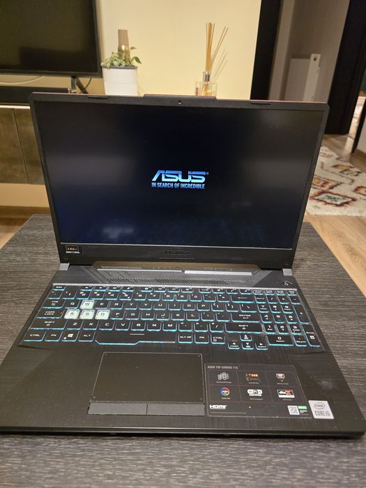 Laptop Gaming ASUS