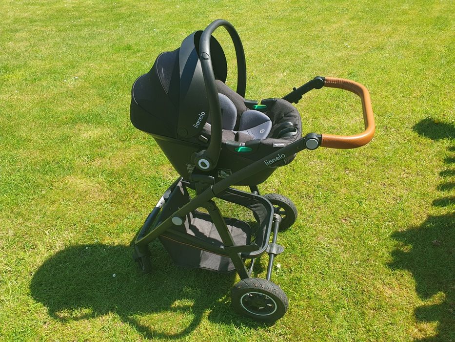 Бебешка количка марка Lionelo