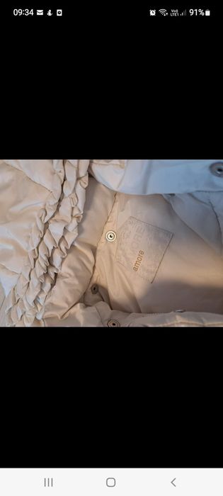 Geaca usoara fulgi  ivoire marimea  98 2-3 ani amore