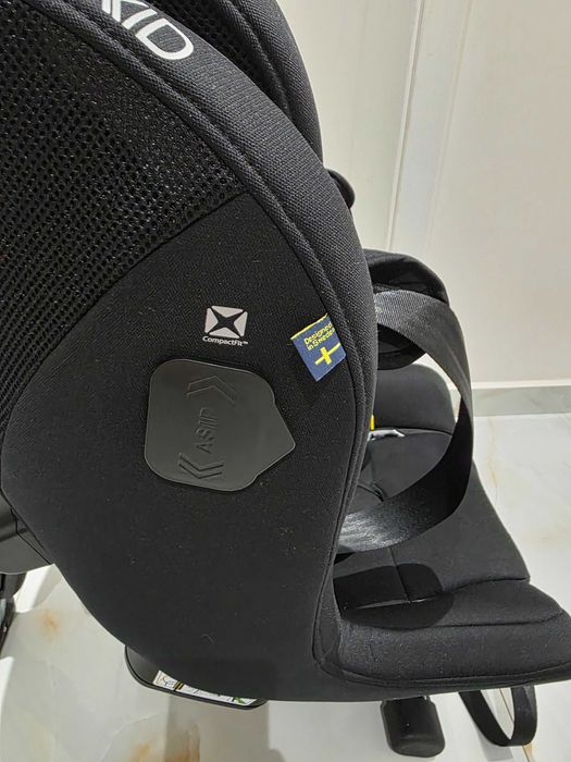 Детско столче за кола Axkid