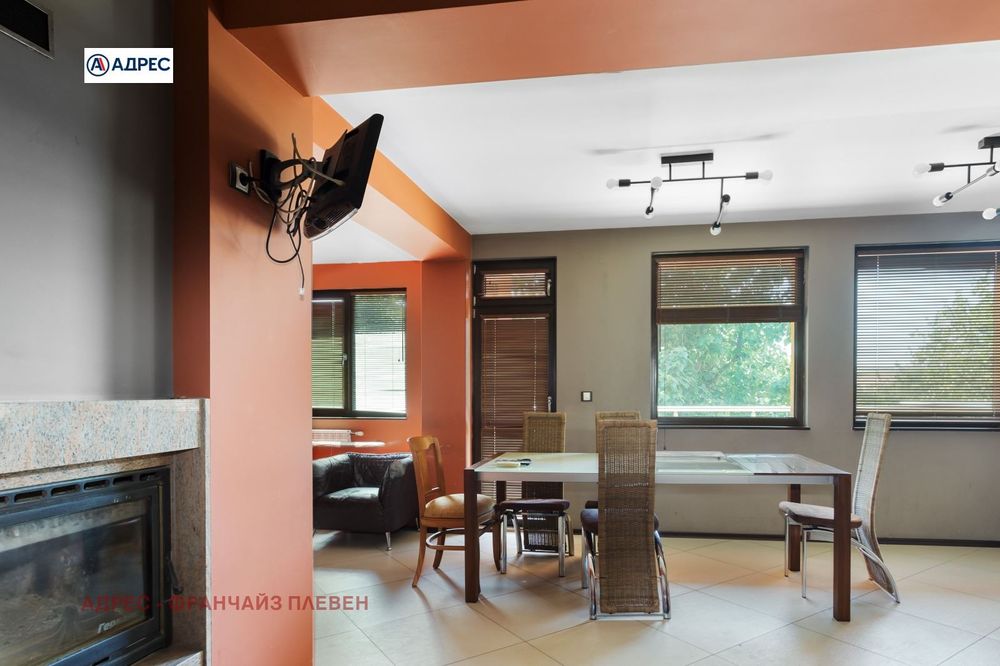 Къща в Плевен, област-с.Гривица площ 450 цена 439000