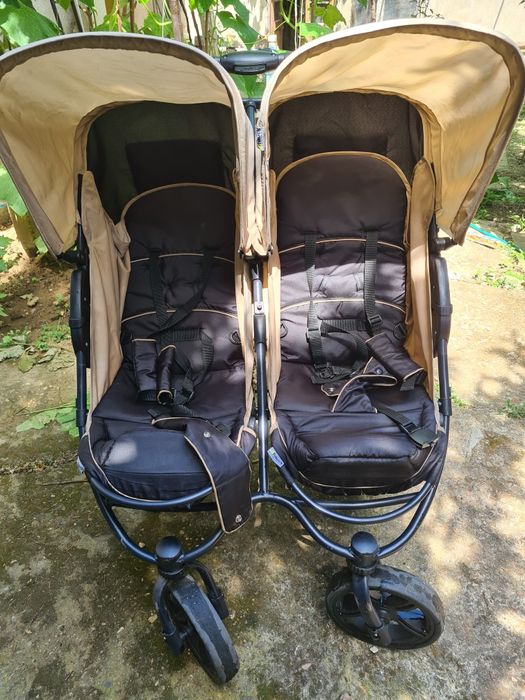 Детска количка, Бебешка количка за близнаци Hauck Roadster Duo