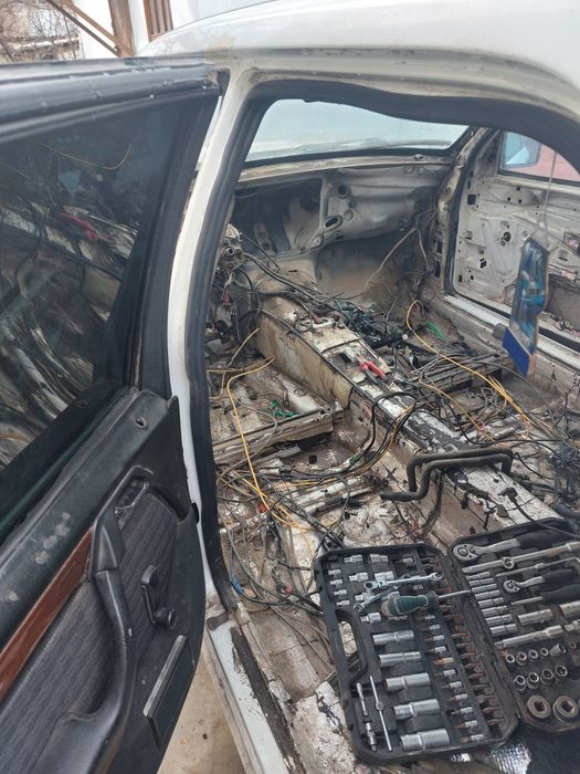 124 мерседес на разбор