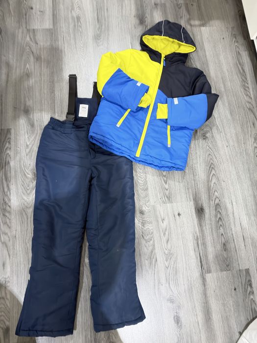 Ски комплект от 2 части (гащиризон + яке) 140 размер