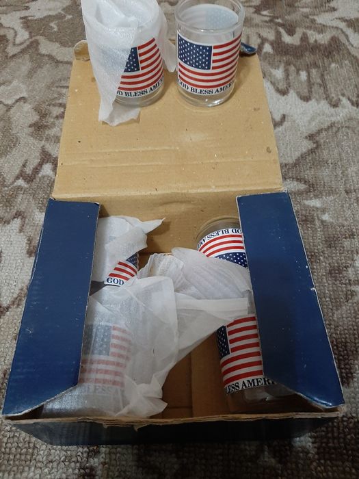 Набор стаканчиков под водочку (из  США) на 6 персон, 50мл. Оригинал.