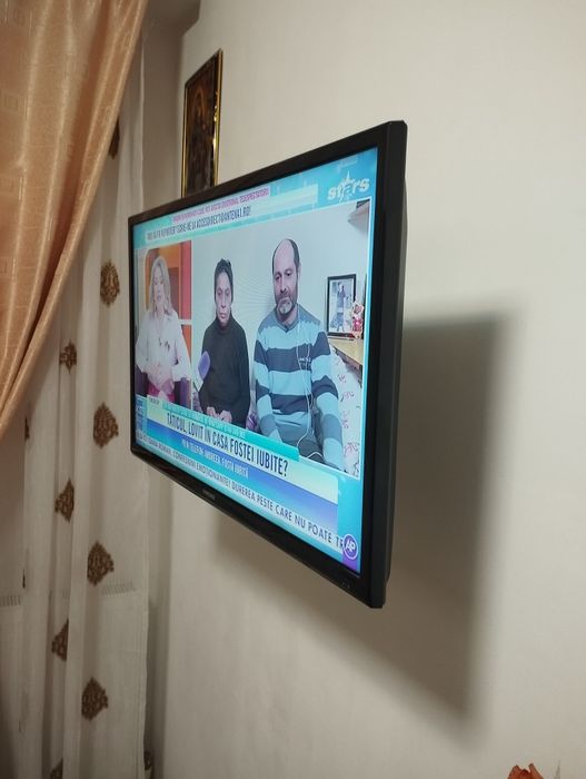 Tv. Samsung led ,cu diagonalade 80 cm