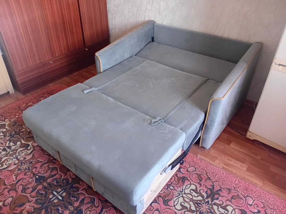 Диван-кровать (трансформер)в идеальном состоянии.