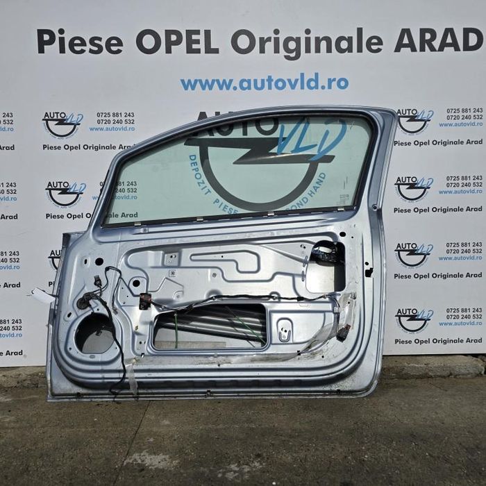 Portiera usa Z21C dreapta fata Opel Corsa D