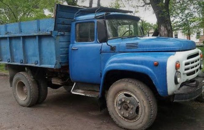 Услуги по вывозу и выносу строительно мусора