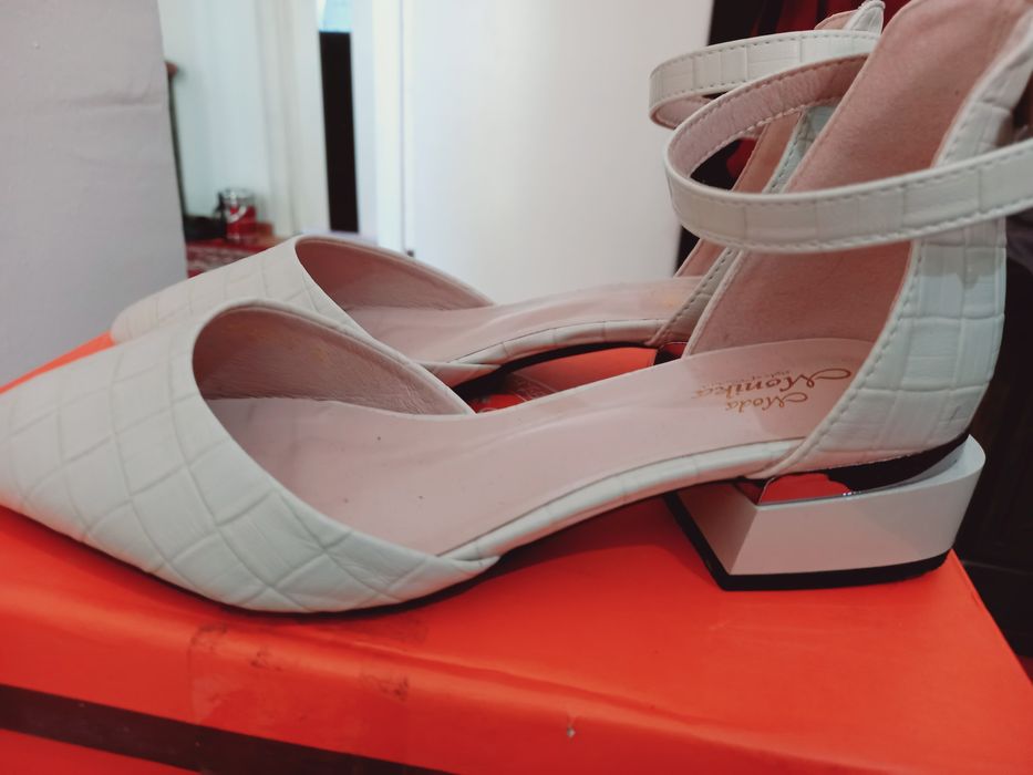 Туфли сотилади.  100000 сум