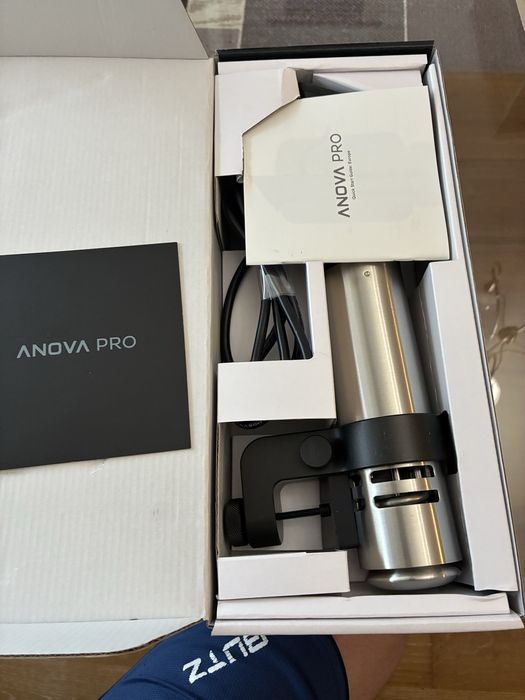 Anova уред за готвена су-вид(sous vide)