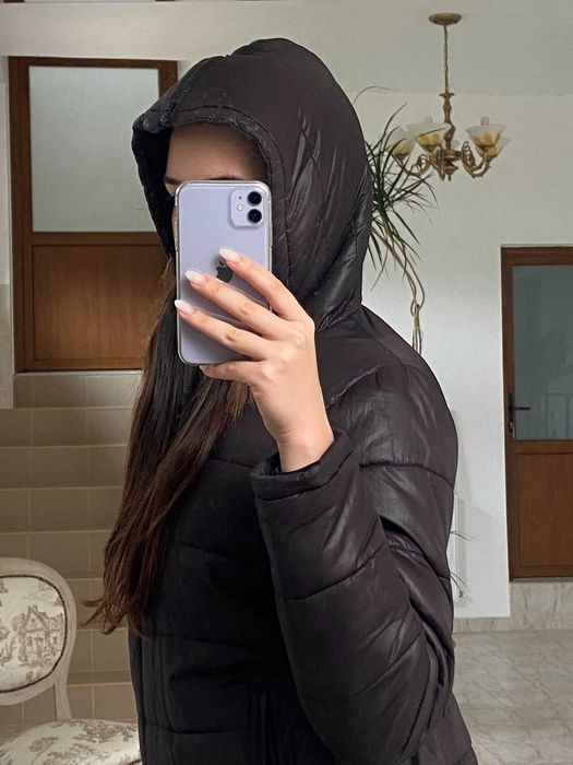 Geaca Supply & Demand neagra de fas pentru femei cu gluga ajustabila