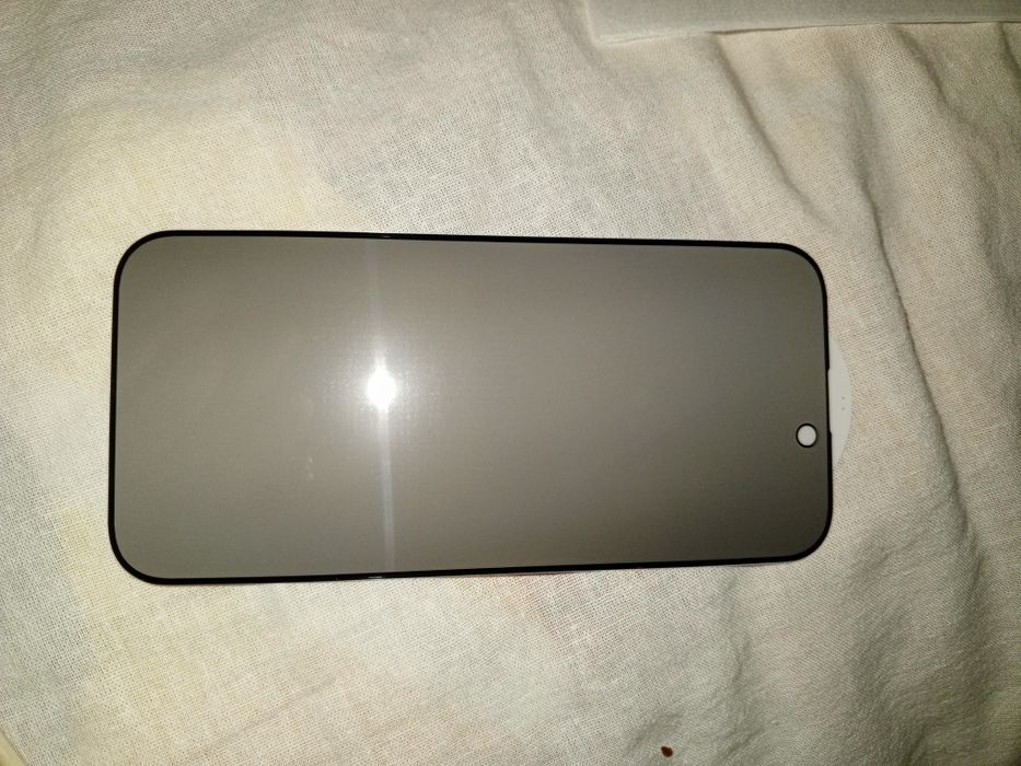 iPhone 16 pro lamenat