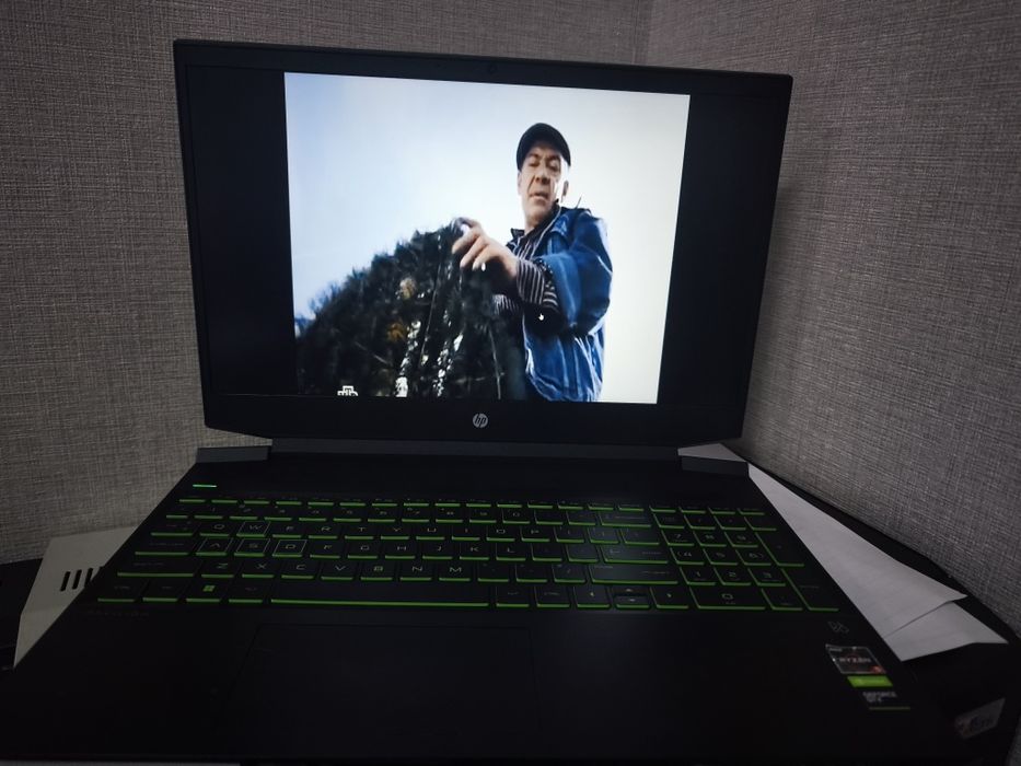 Ноутбук HP Pavilion Gaming 15 — Ryzen 5 / GTX 1050 / 32GB / SSD 512GB