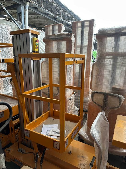 вертикальная подъёмная платформа с выдвижными опорами Лифт, подъёмник