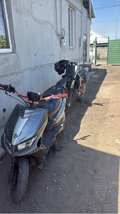 Продаю мопед м8 срочно