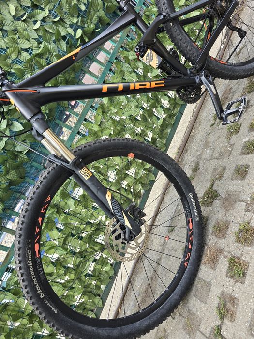 Bicicleta CUBE Stereo, 29".