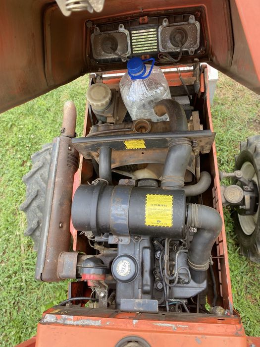 Tractor HINOMOTO EZ2304