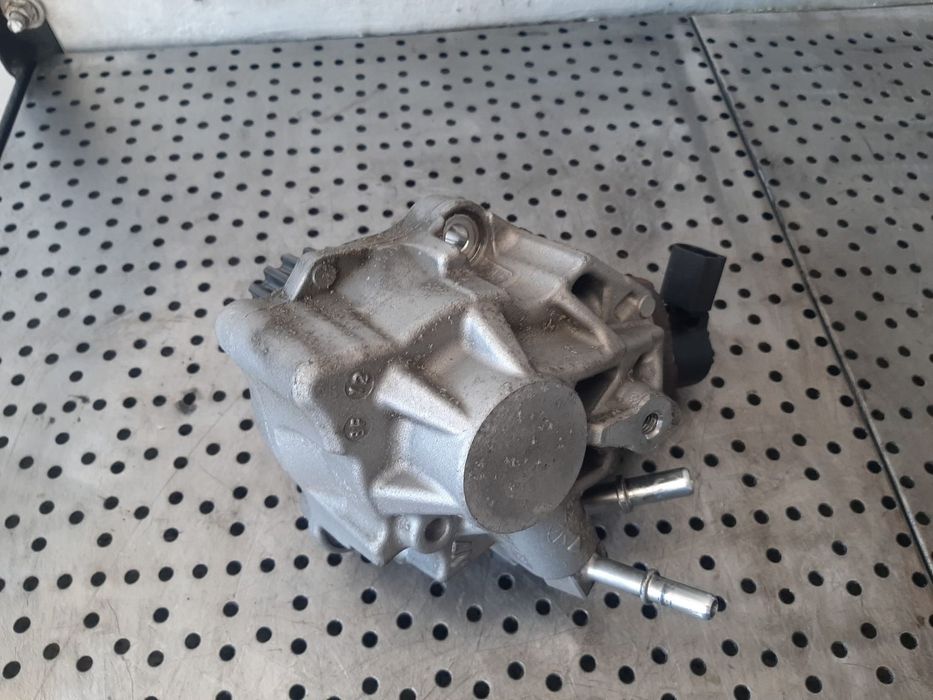 pompa inalta 1.6 crdi d4fe hyundai tucson tl  33100-2u000  9046040004