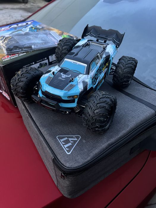 RC количка за Възрастни, 1:16 развиваща до 80км ч.