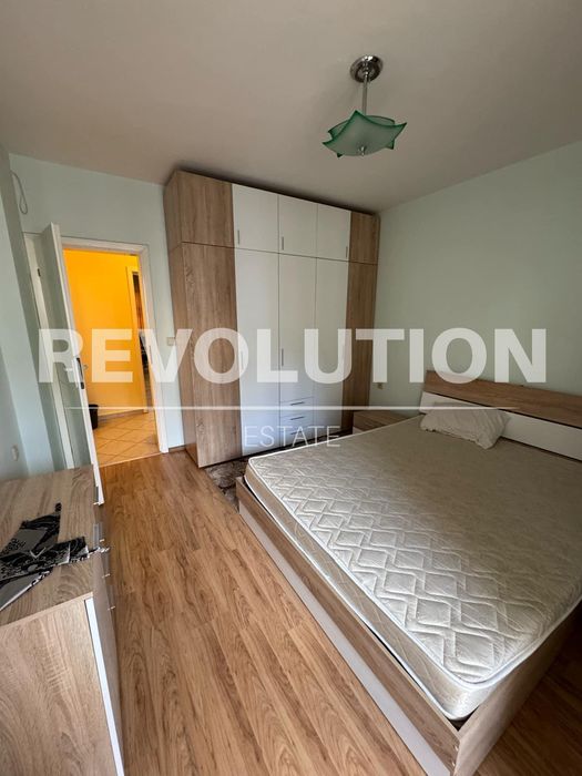 Дава се под наем Тристаен апартамент в Пловдив, Младежки Хълм - 100 кв.м за 500 € - Снимка #3