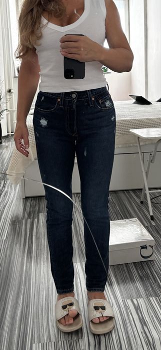 Levi’s 501 Slim fit 24