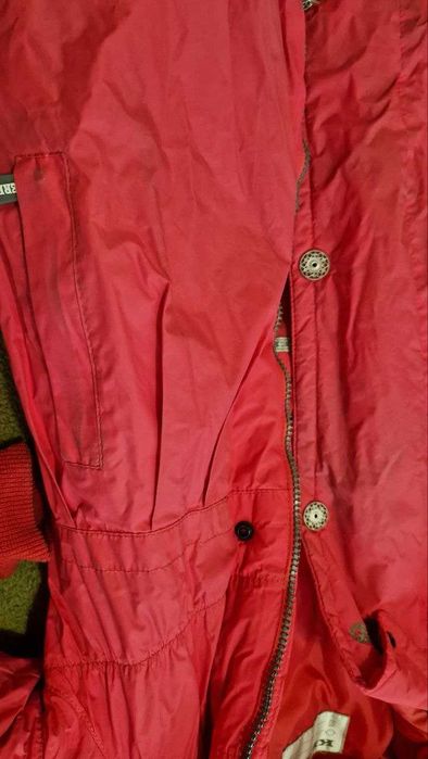 Зимняя куртка с утеплителем с подарком для девочки 5 лет