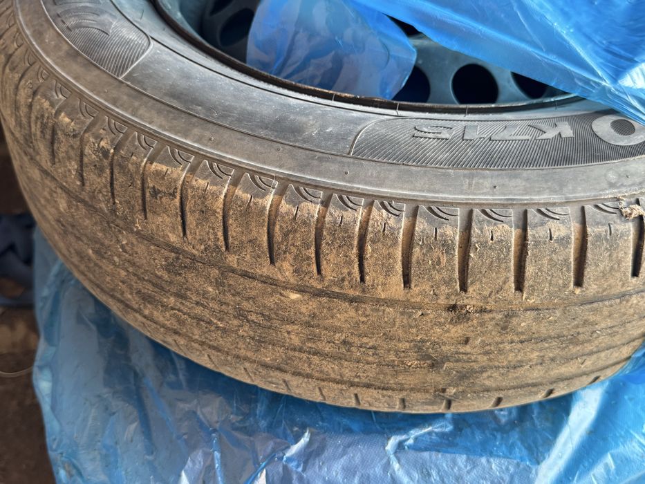 Покришка с дискам 14