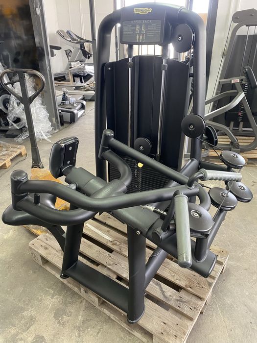 Technogym selection Upper back - уред за гръб