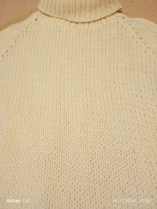 2 bluze tricotate lînă,mohair mar L