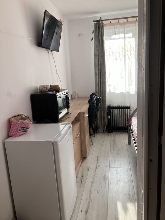 Inchiriez garsoniera