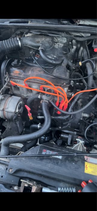 Двигатель и коробка надо  . 1,8 моно