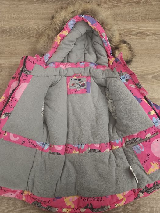 Зимняя куртка  на девочку 104 см