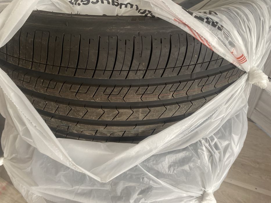 Продам шину 285/35 R22 новый фирма ZMAX ыитай