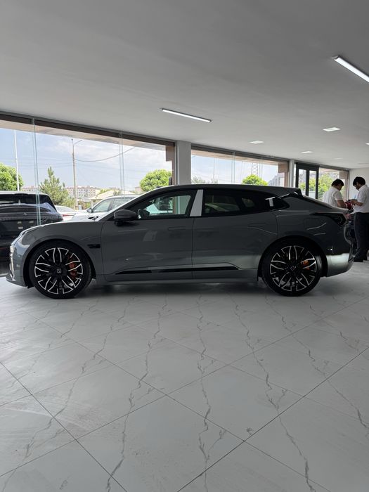 zeekr 001 Y sport
