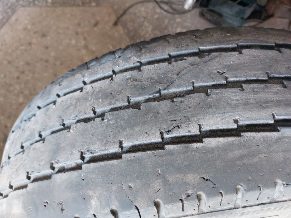 Покрышки R16 215/75