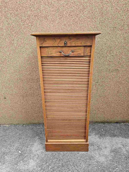 Антикварен шкаф за документи ,Кантонерка’