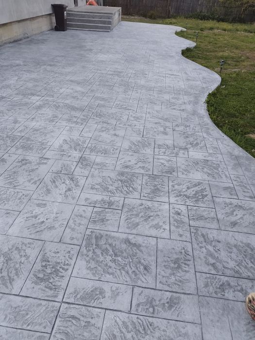 Beton amprentat și vertical