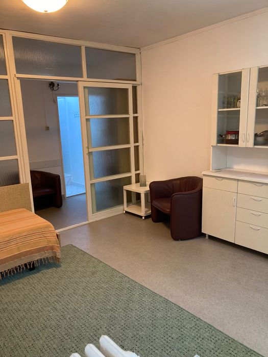 Închiriez garsonieră în zona FSPAC/The Office