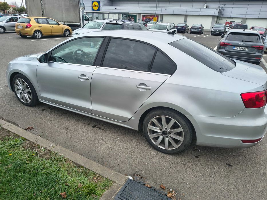 Vânzare Volkswagen Jetta 2.0
