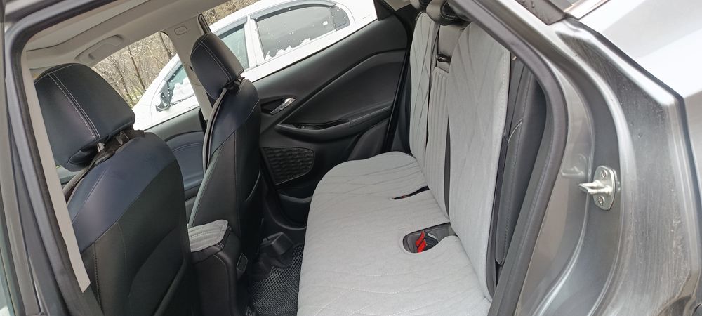 Продаю  Tracker 2