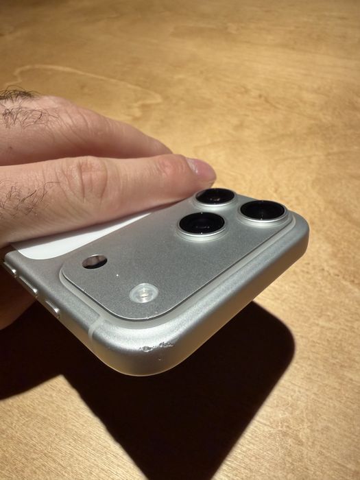 Продам Iphone 17 pro Max 256 GB   590 тысячь тенге