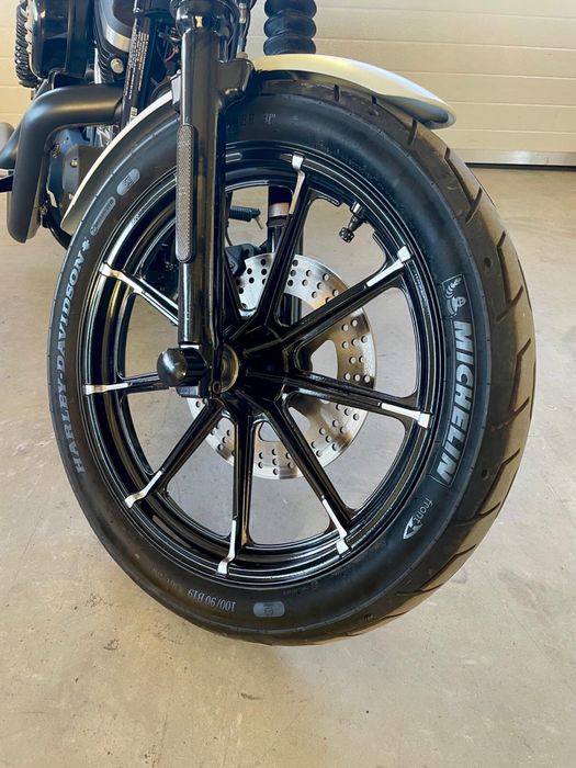 Harley Davidson Iron 883 , Keyless ABS , 9000km
