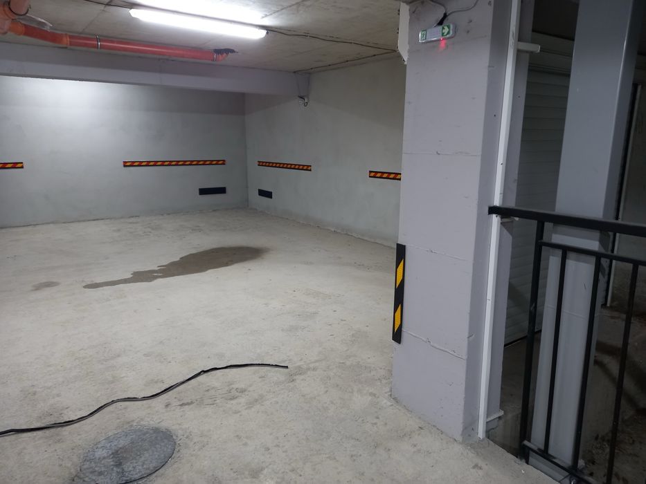 Давам под наем подземно паркомясто
