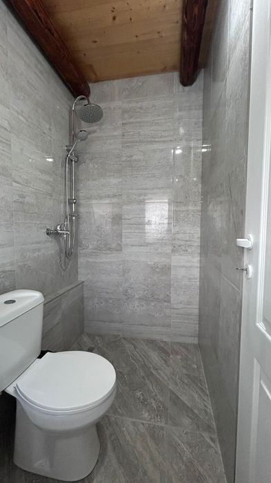 Închiriez apartamente la casă