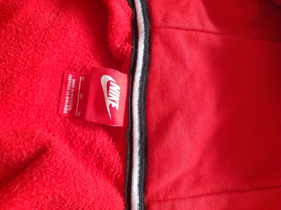 Nike мъжки суичър M размер.