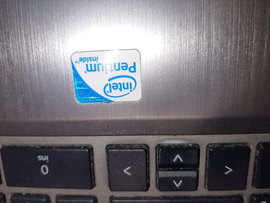 Продавам лаптоп HP