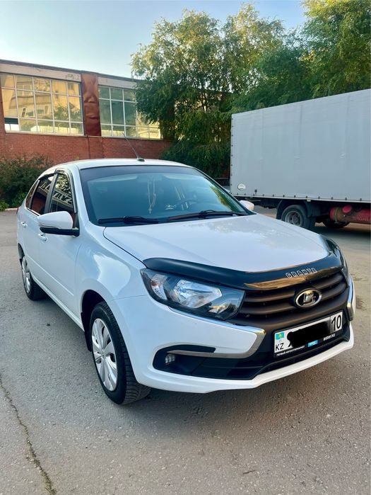 Лада Гранта лифтбэк