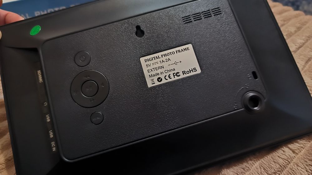 Чисто нова дигитална 10.1' фото рамка