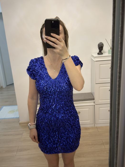 Rochie paiete albastra